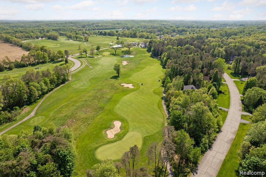 Putnam, MI 48169,3681 Outback TRL