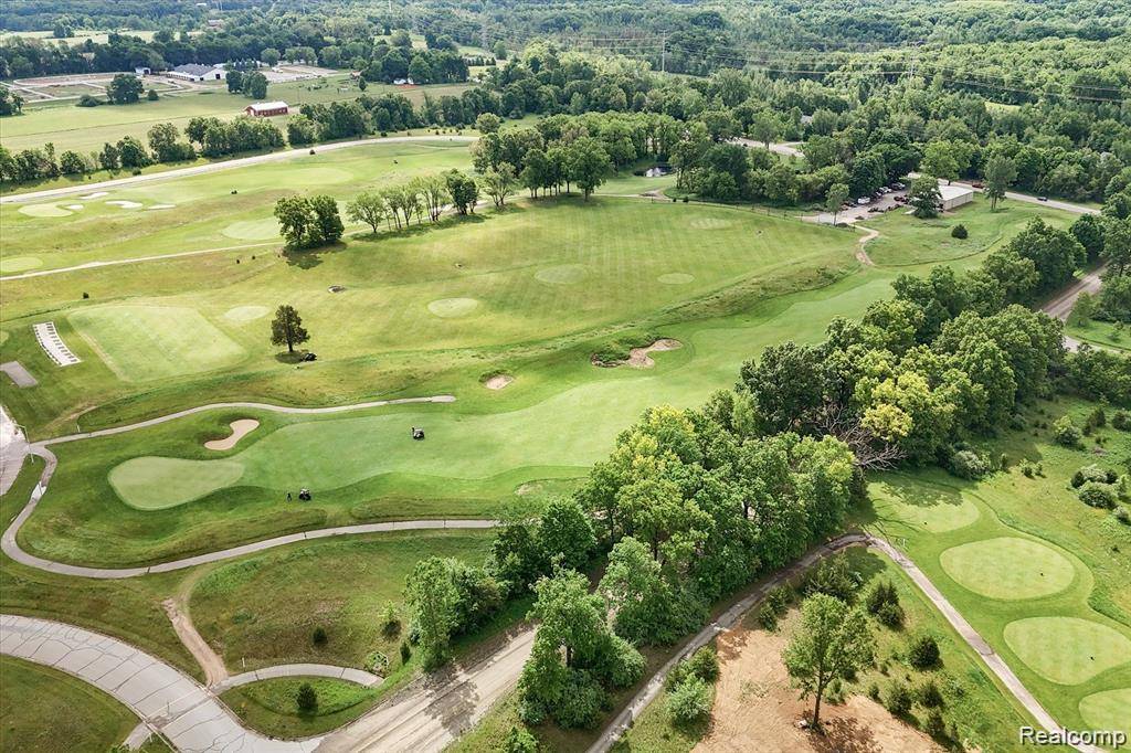 Putnam, MI 48169,3681 Outback TRL