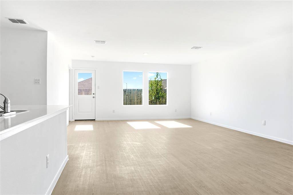 Fort Worth, TX 76179,4913 Ivory Knoll