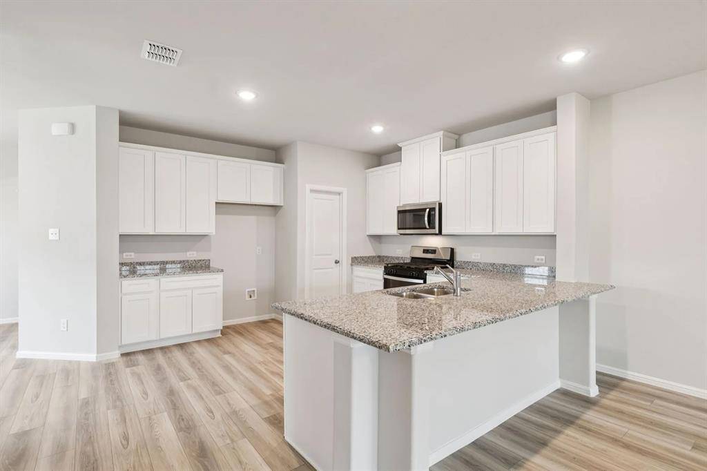 Anna, TX 75409,717 Portina Drive