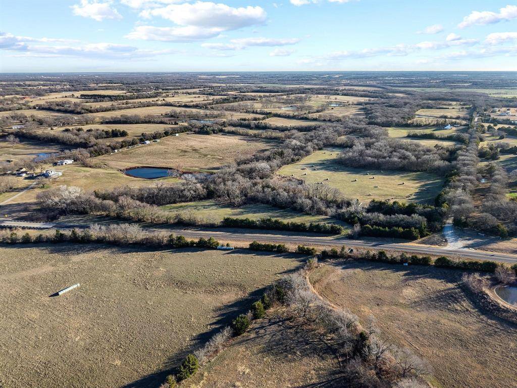 Bonham, TX 75418,285 County Road 4230