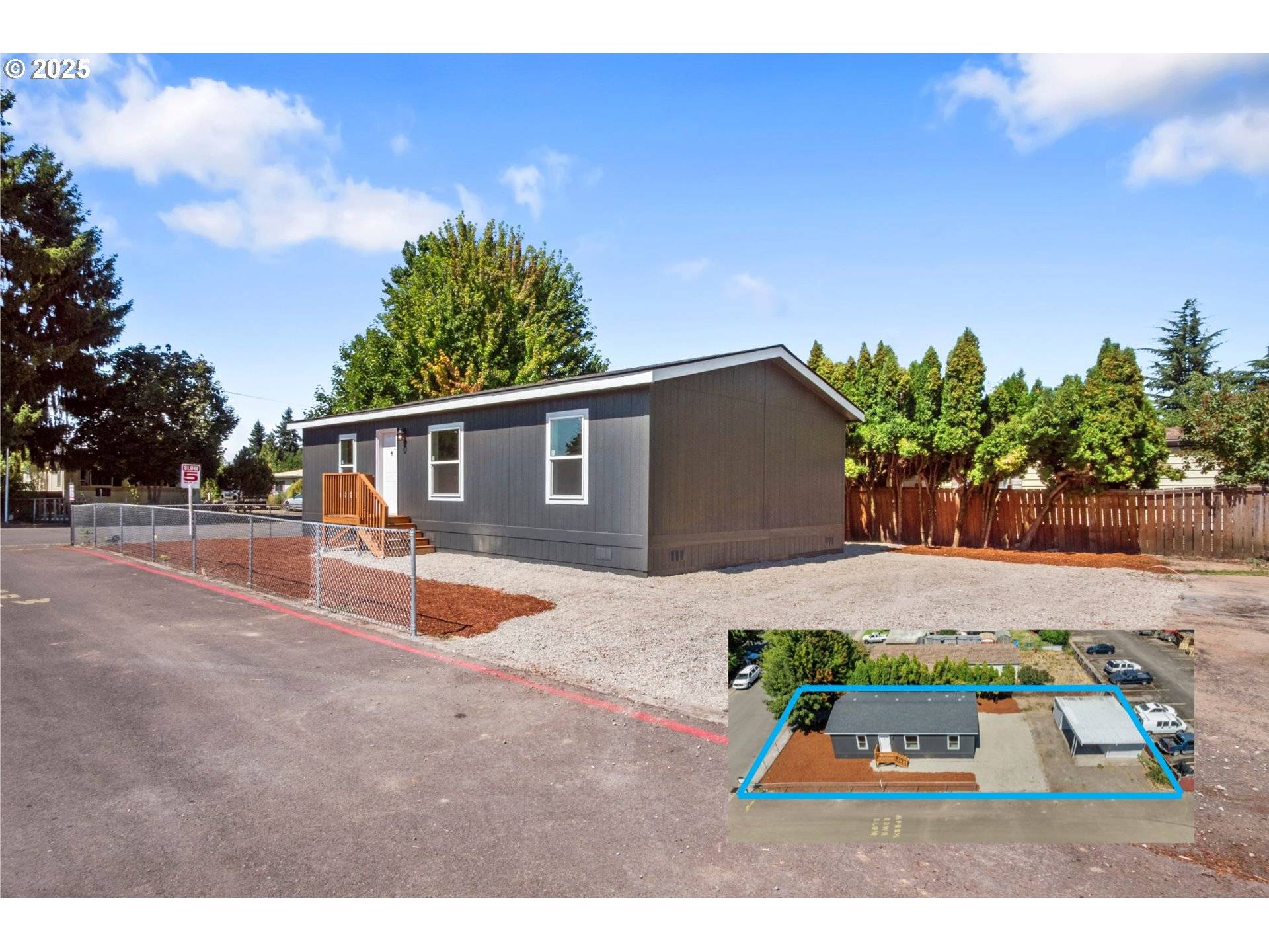 Salem, OR 97305,3054 SURFWOOD DR