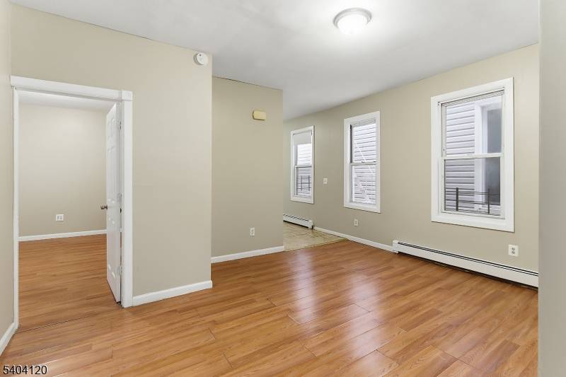 Newark City, NJ 07103,130 Littleton Ave