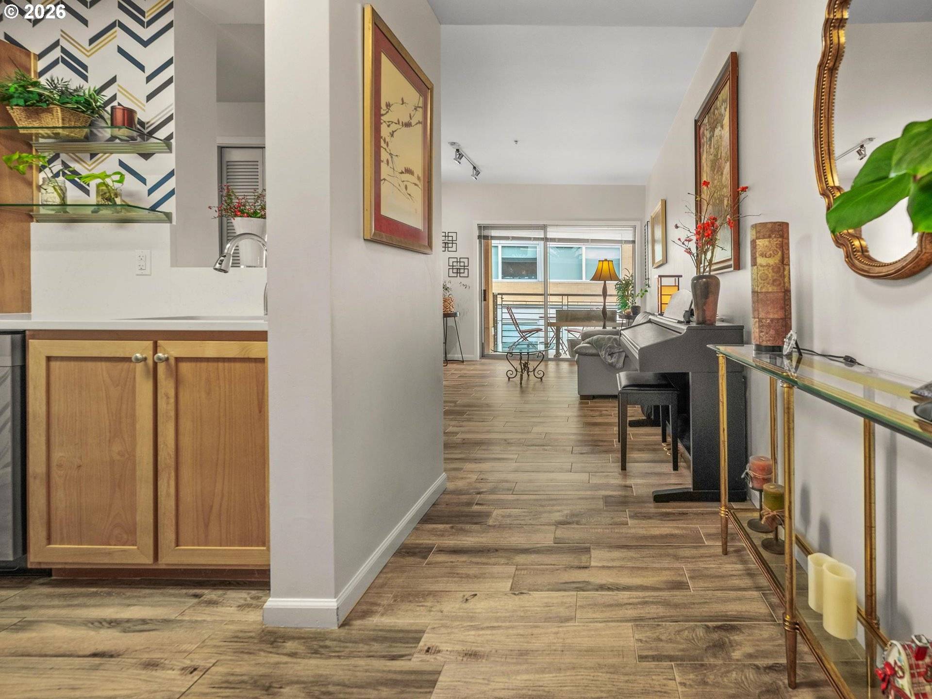 Vancouver, WA 98660,701 COLUMBIA ST #714