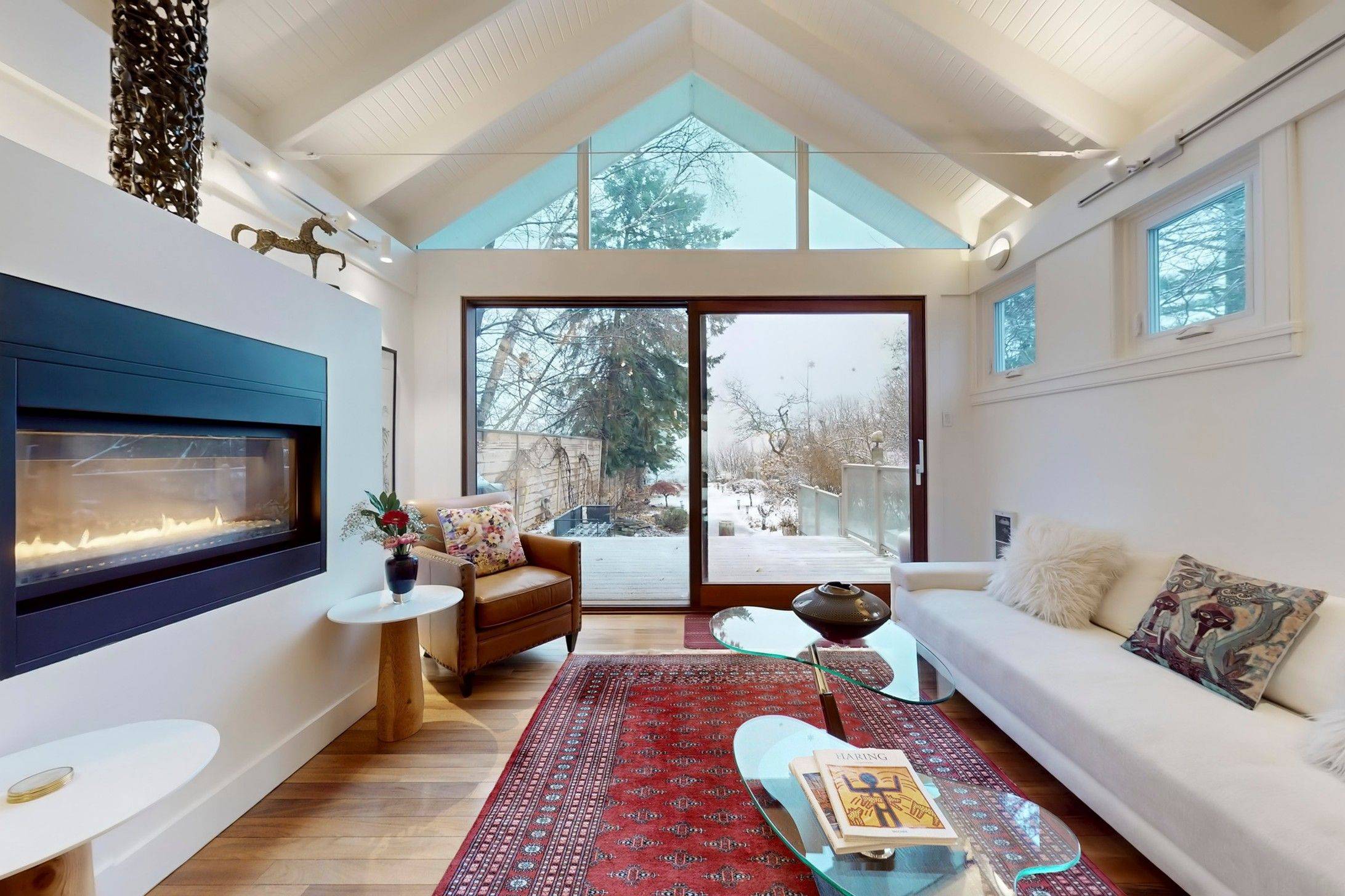 Toronto E06, ON M1N 1E6,3 Dault RD