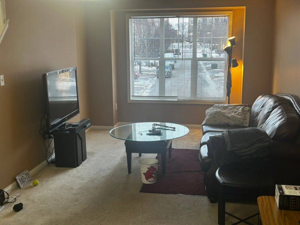 Oakville, ON L6M 5J1,3086 Stornoway CIR