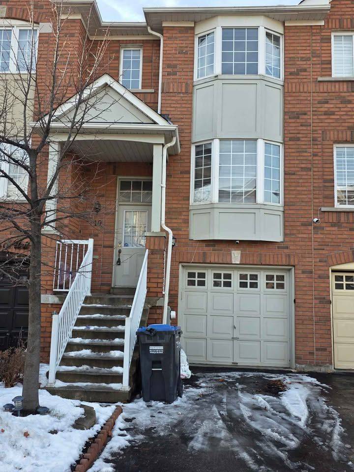 Brampton, ON L6Z 4W9,250 Richvale DR #19