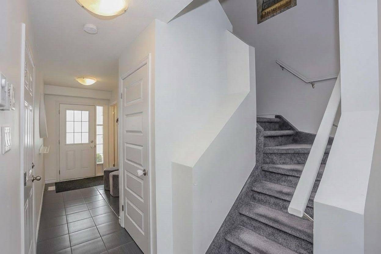 London North, ON N6G 5B6,873 Silverfox CRES