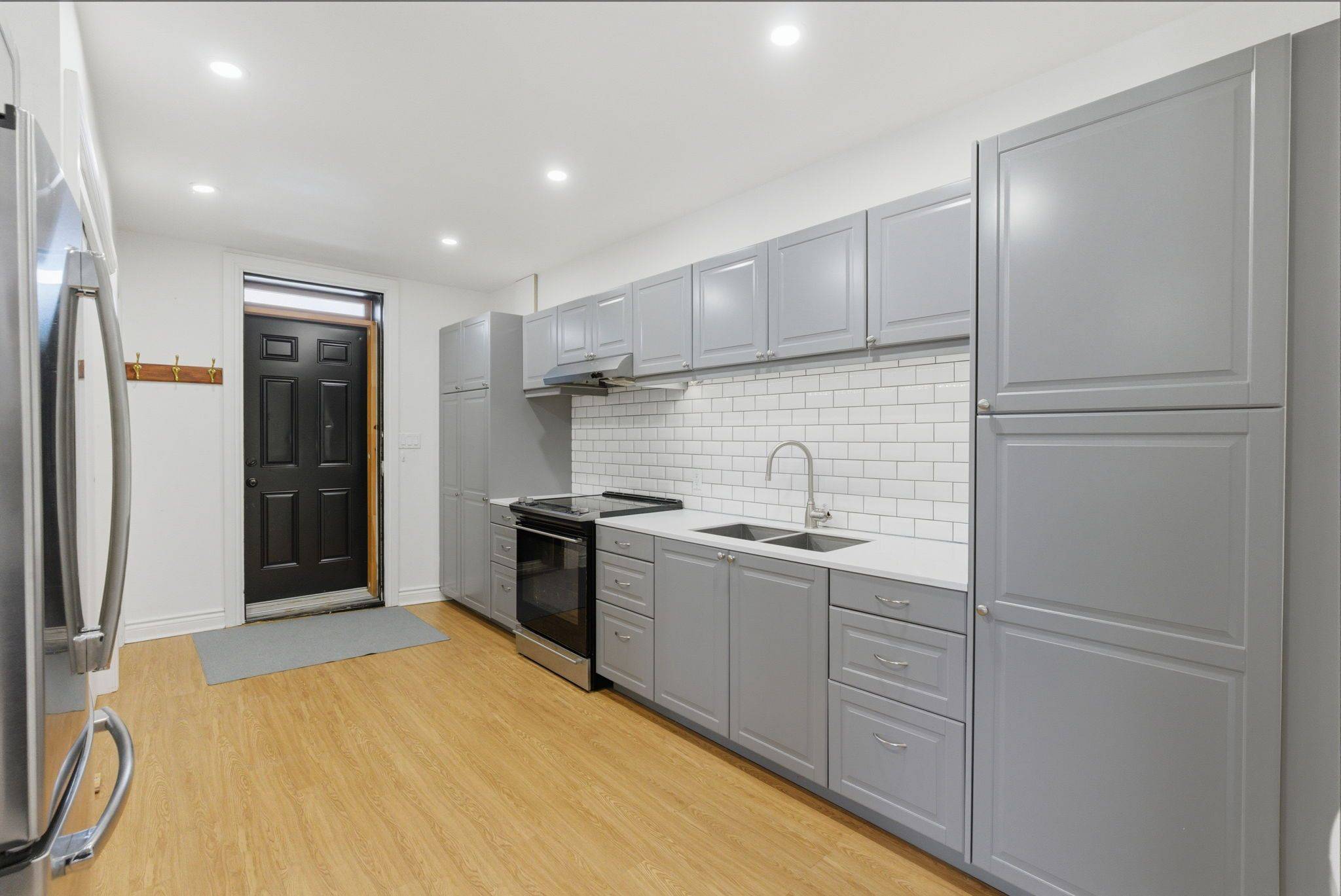 Port Hope, ON L1A 1N5,118 Walton ST #Level 3