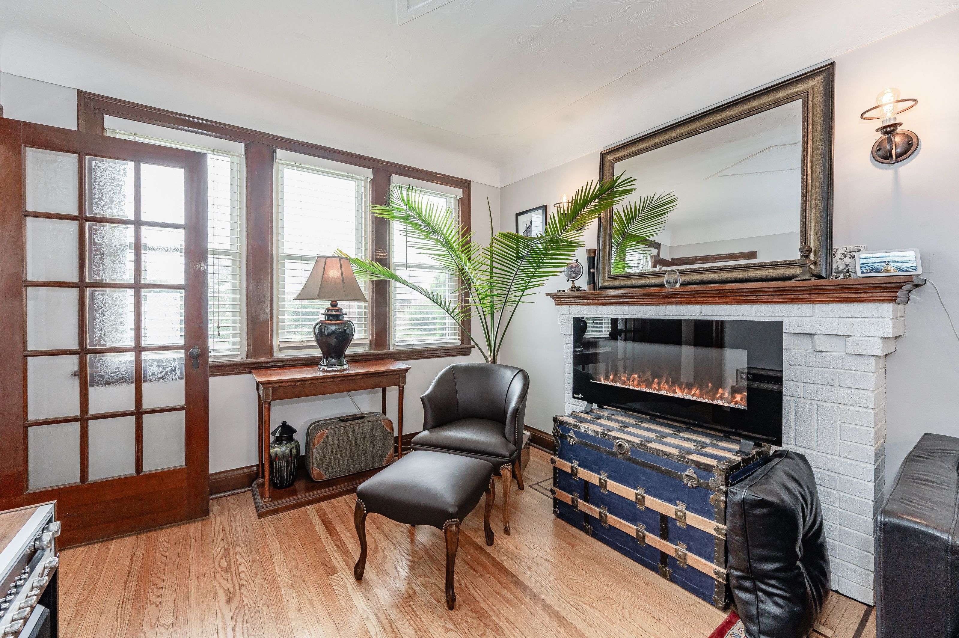 Hamilton, ON L8H 5T7,131 Adeline AVE