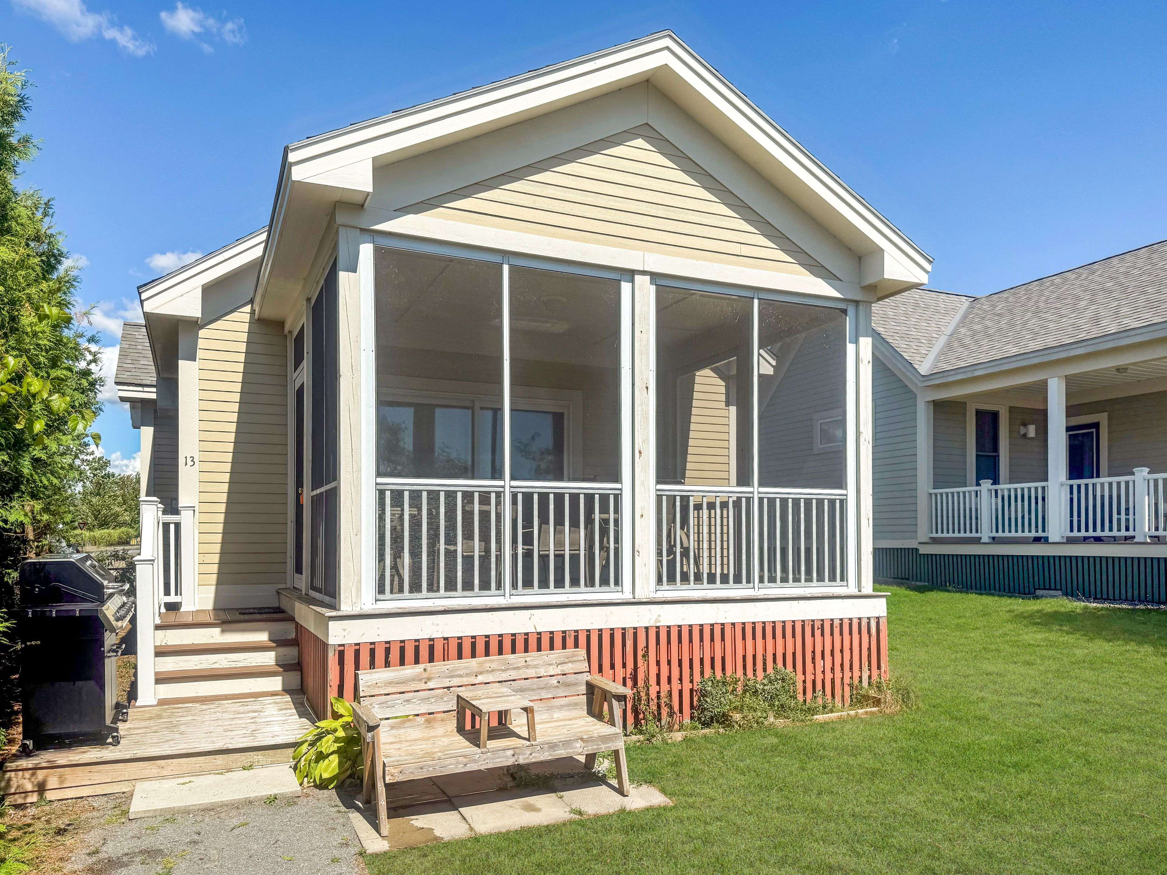 Prince Edward County, ON K0K 1P0,13 Butternut LN #27