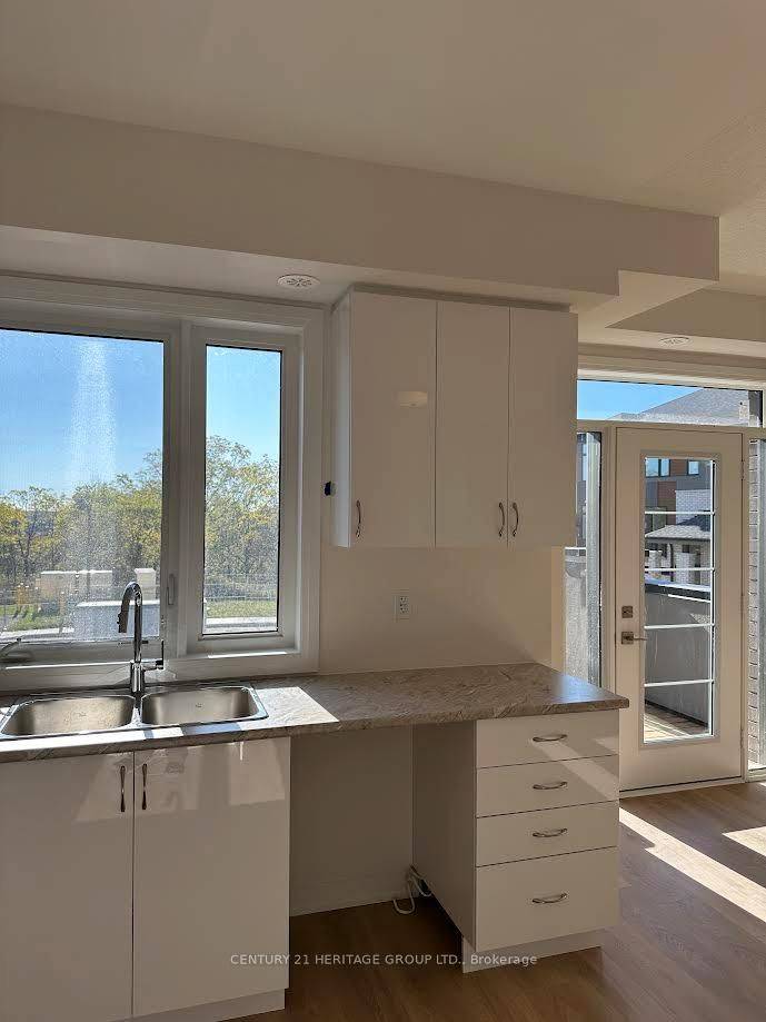 Brantford, ON N3T 0Y1,660 Colborne ST W #32