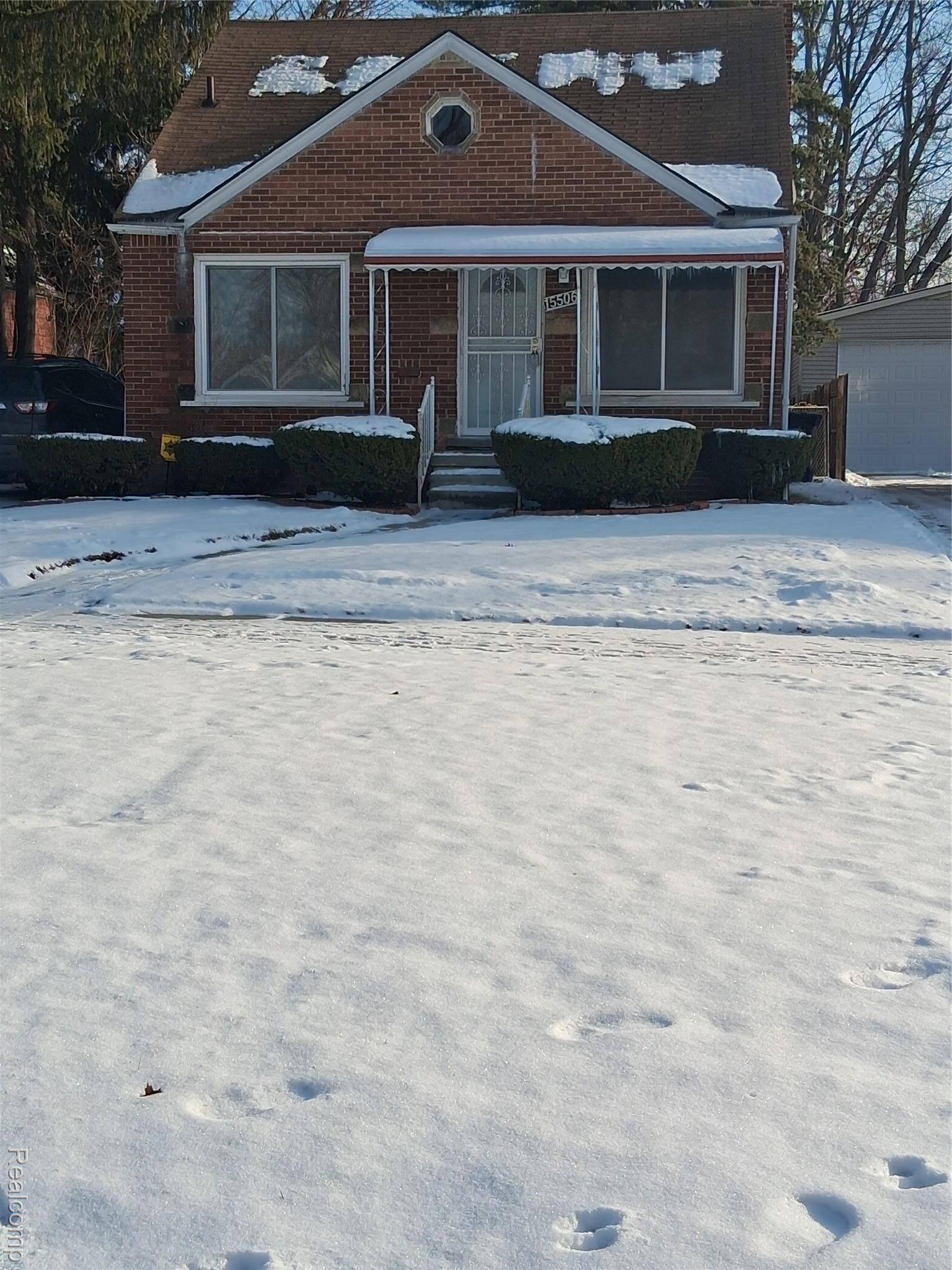 Detroit, MI 48227,15506 Oakfield ST