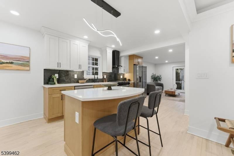 Verona Twp., NJ 07044,33 E Lincoln St