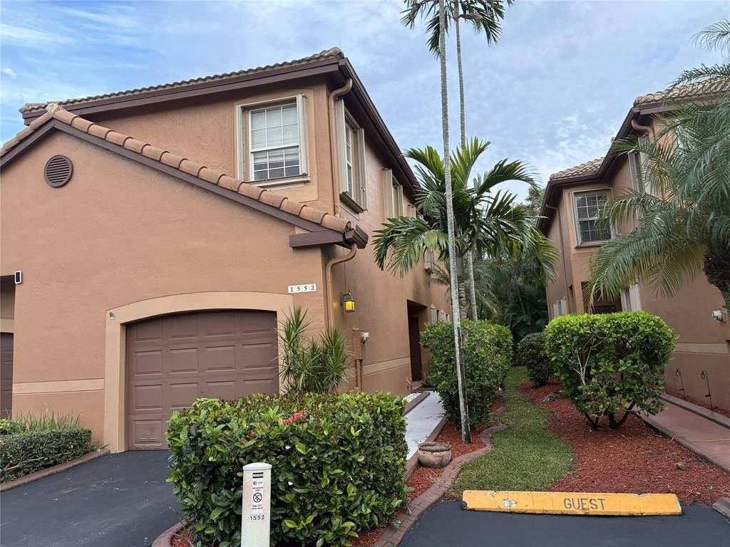 Weston, FL 33327,1552 Barcelona Way #6-19