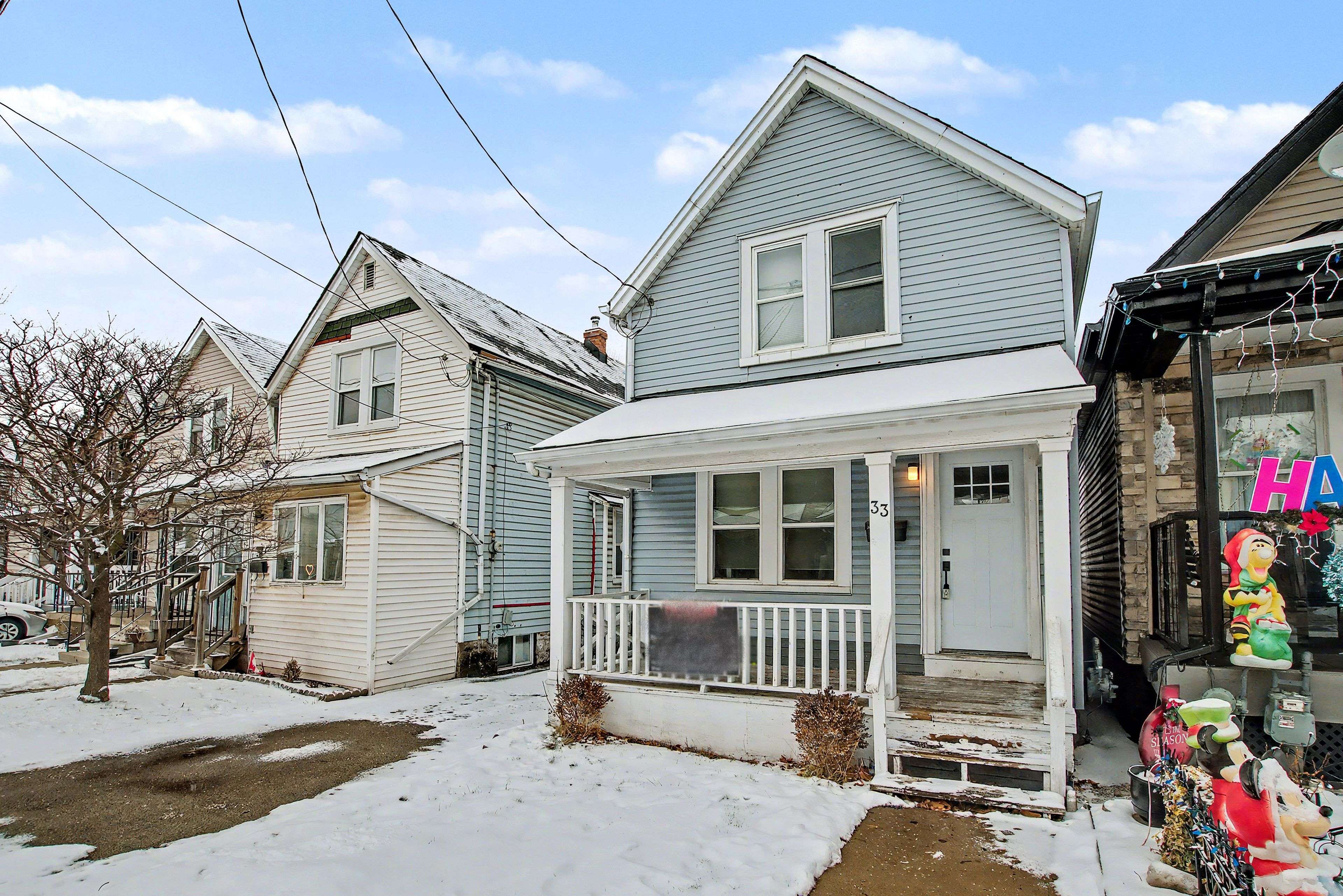 Hamilton, ON L8L 3J3,33 Dalkeith AVE