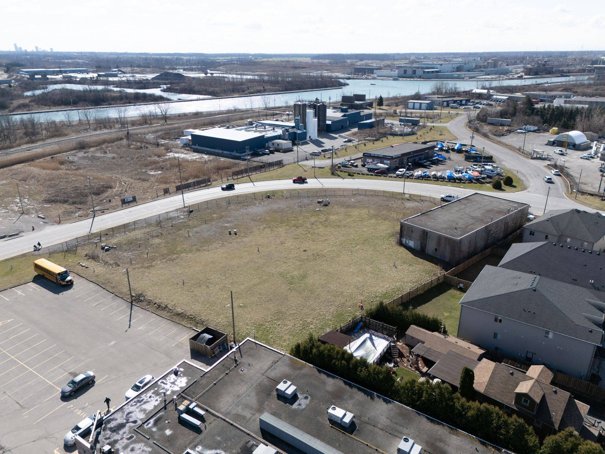 Thorold, ON L2V 3E9,75 ORMOND ST S