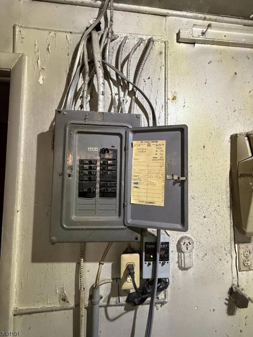 West Milford Twp., NJ 07421,109 Fairlawn Dr