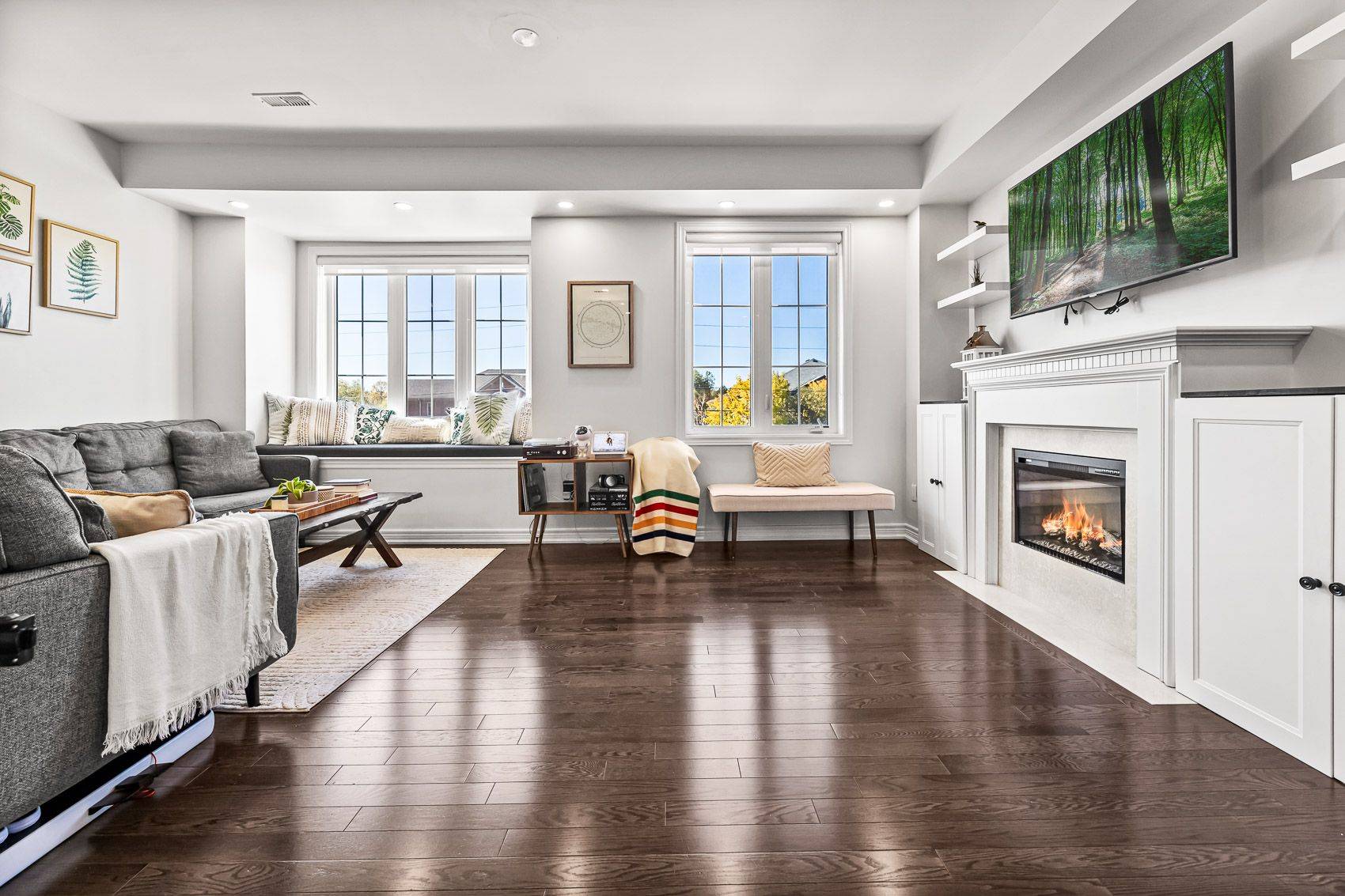 Pickering, ON L1V 0E5,1965 Altona RD #5