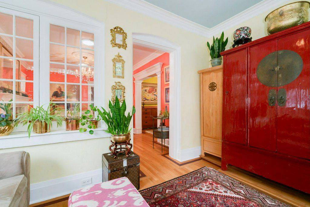 Toronto E02, ON M4E 3M8,314 Scarborough RD