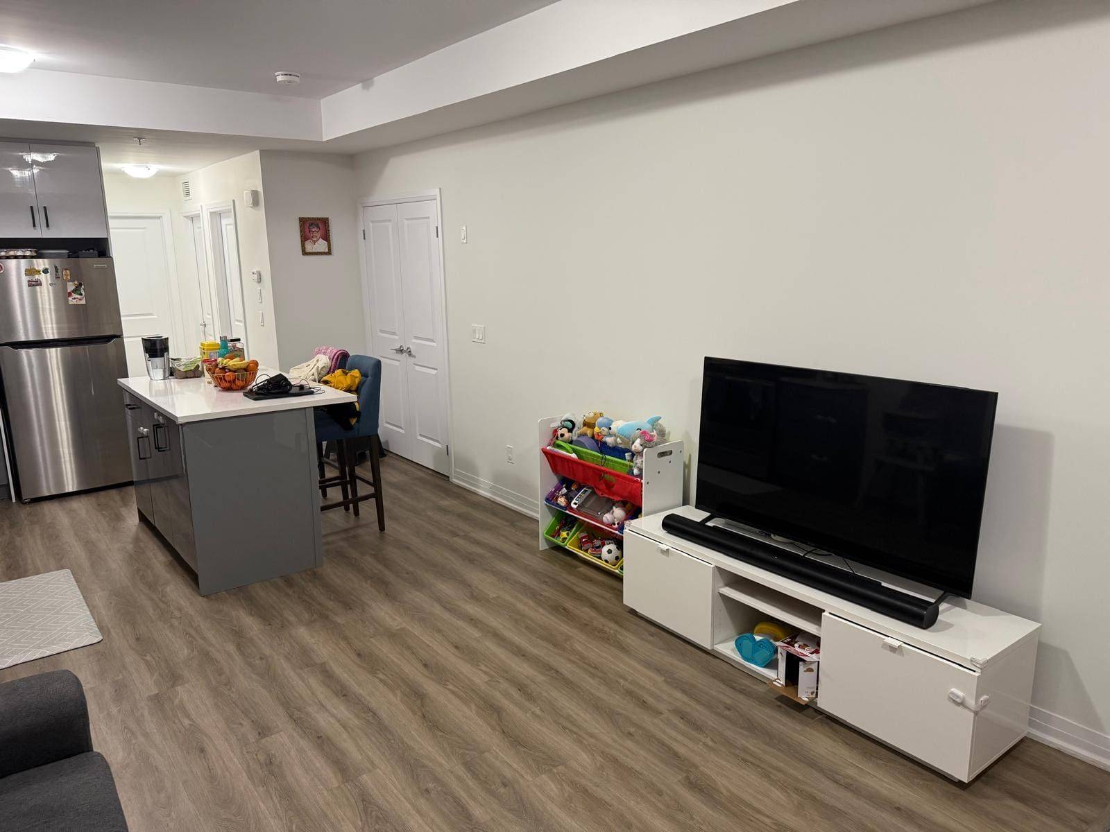 Pickering, ON L1X 0L2,2635 William Jackson DR #101