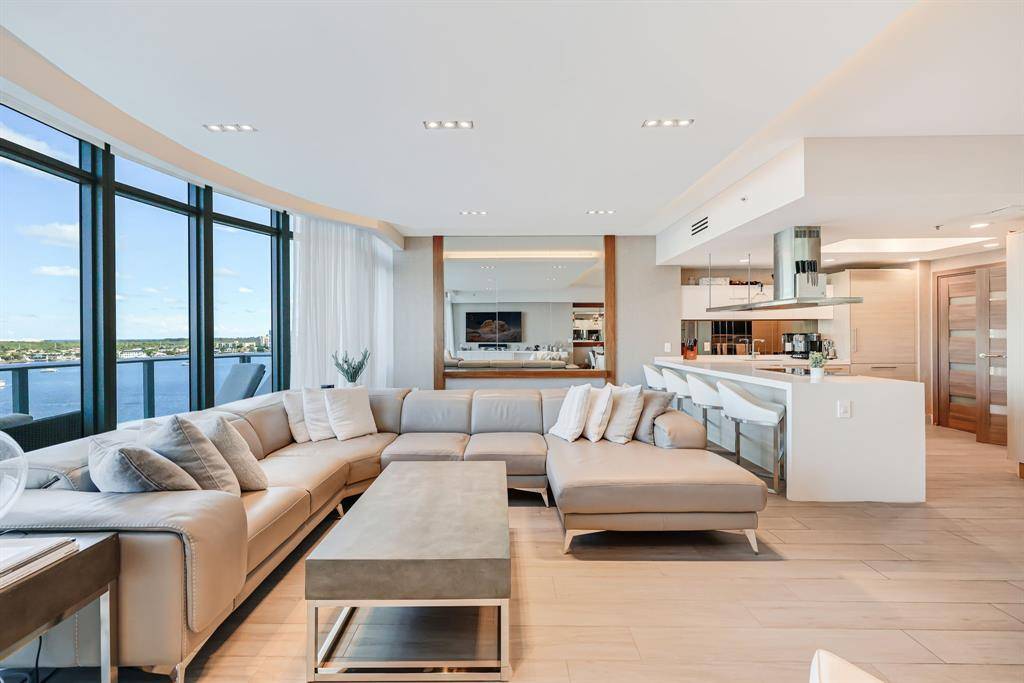 North Miami Beach, FL 33160,17301 Biscayne Blvd #1011