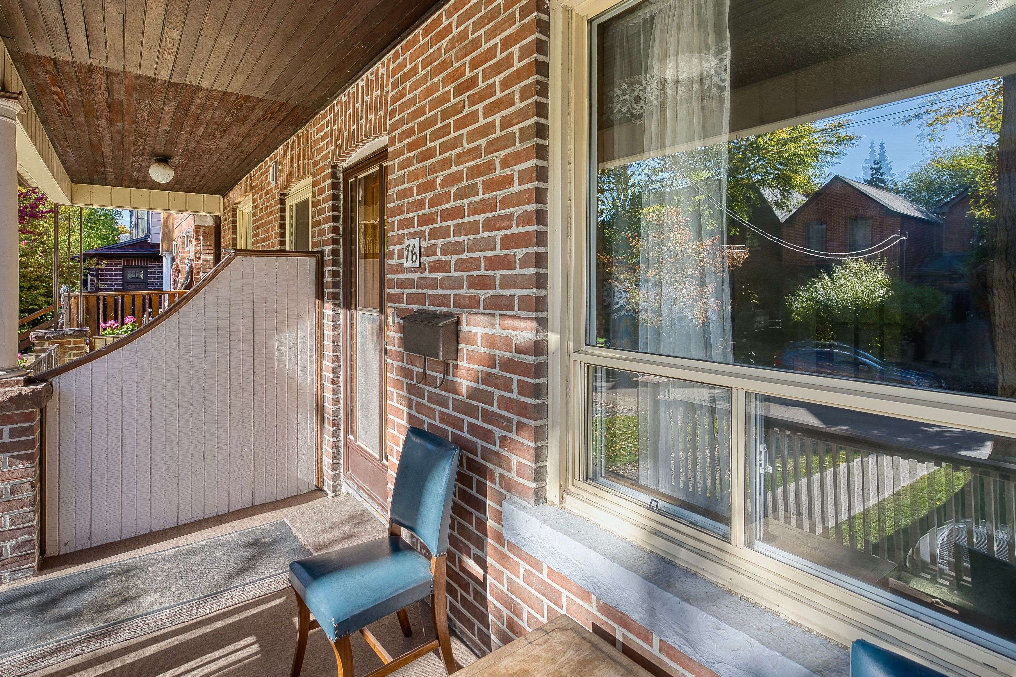 Toronto W01, ON M6R 1G5,76 Pearson AVE