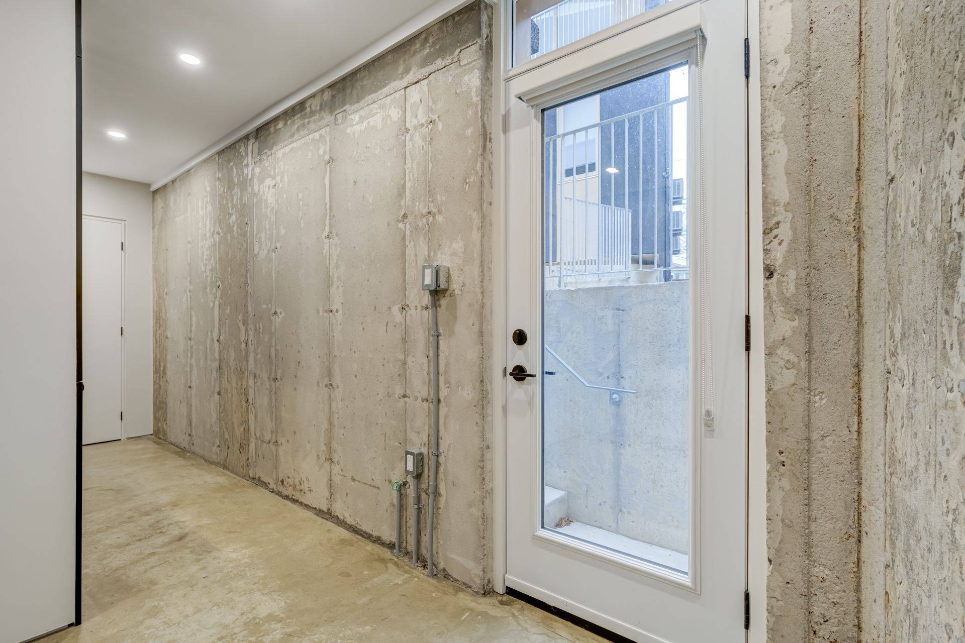 Toronto W03, ON M6N 1W7,101 Bernice CRES #Garden