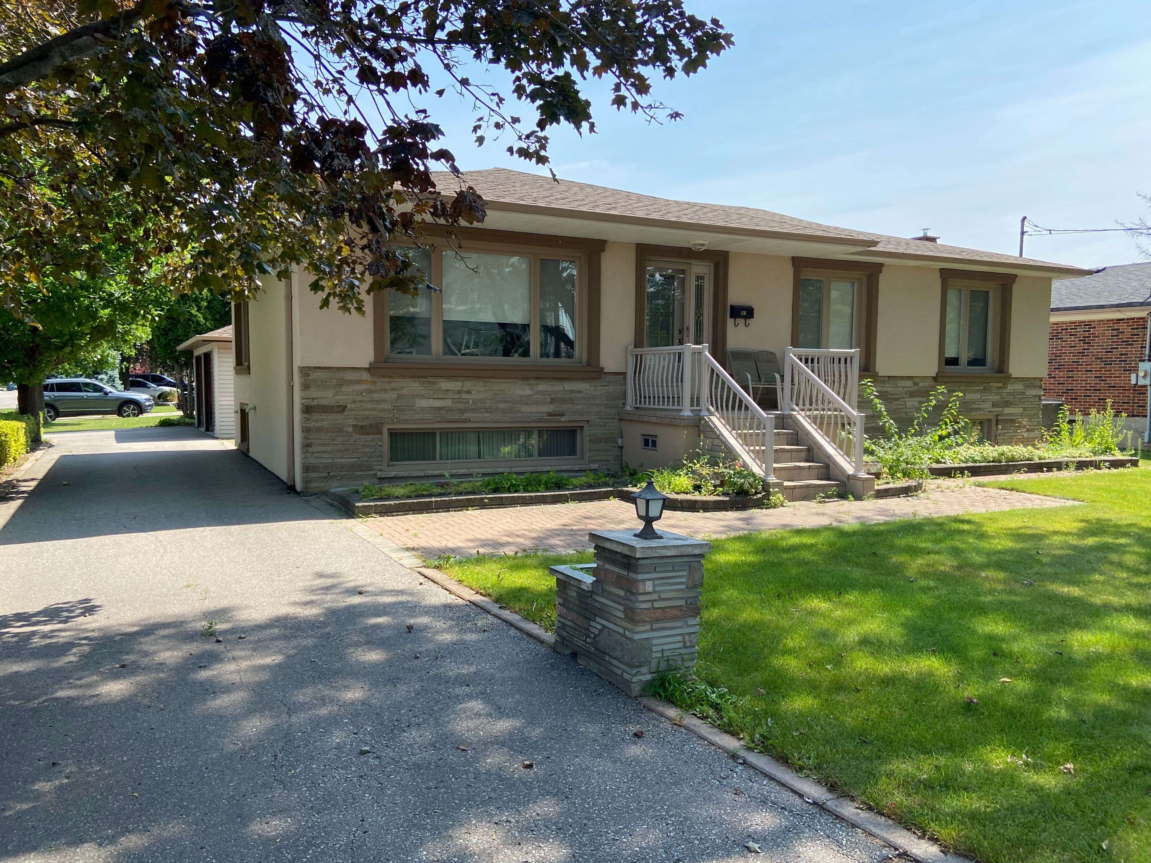 Toronto W05, ON M3K 1R9,97 Maniza RD