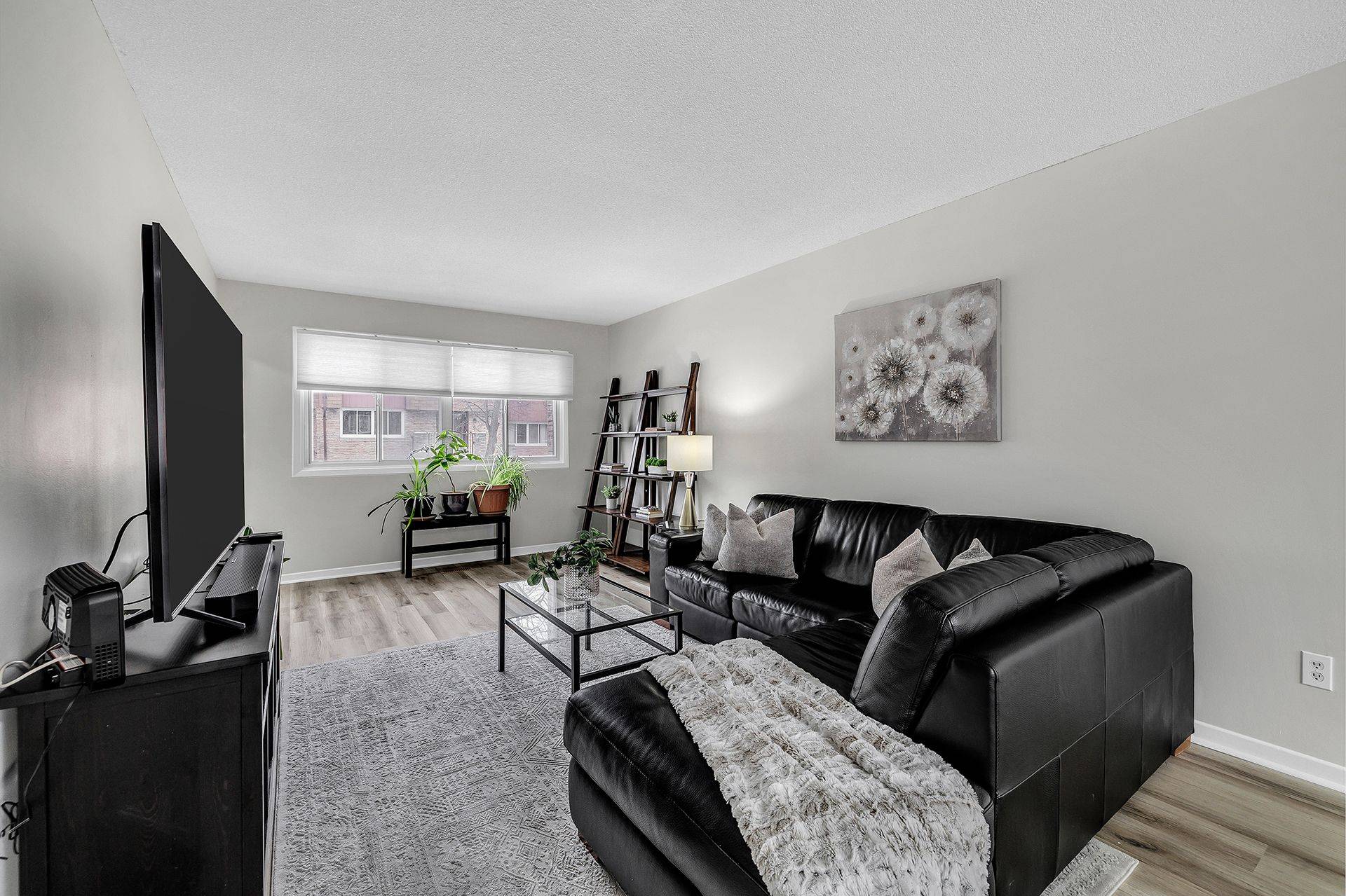 Mississauga, ON L5N 2P3,7030 Copenhagen RD #49