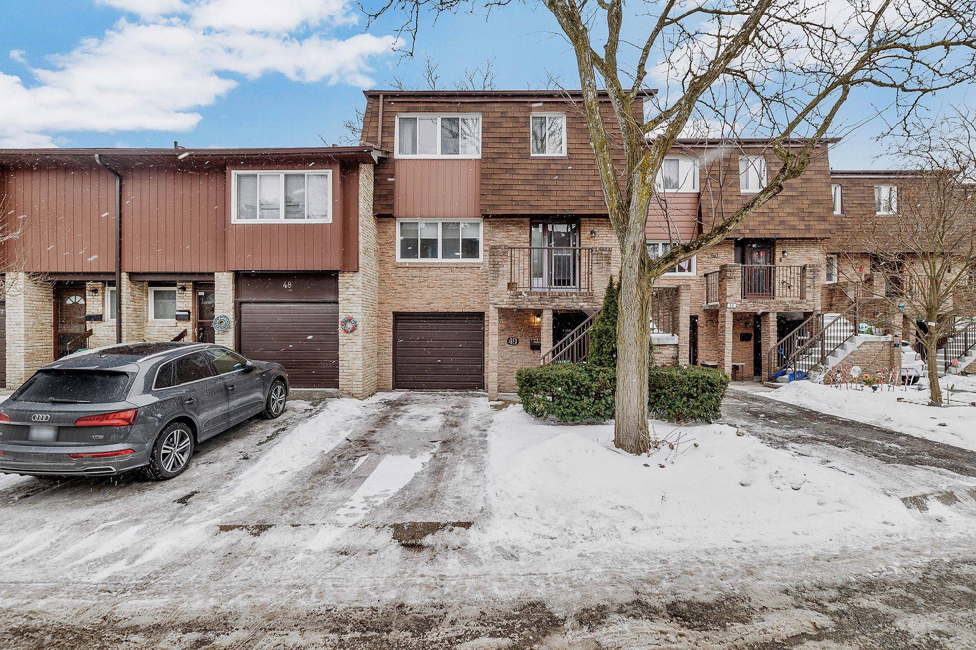 Mississauga, ON L5N 2P3,7030 Copenhagen RD #49