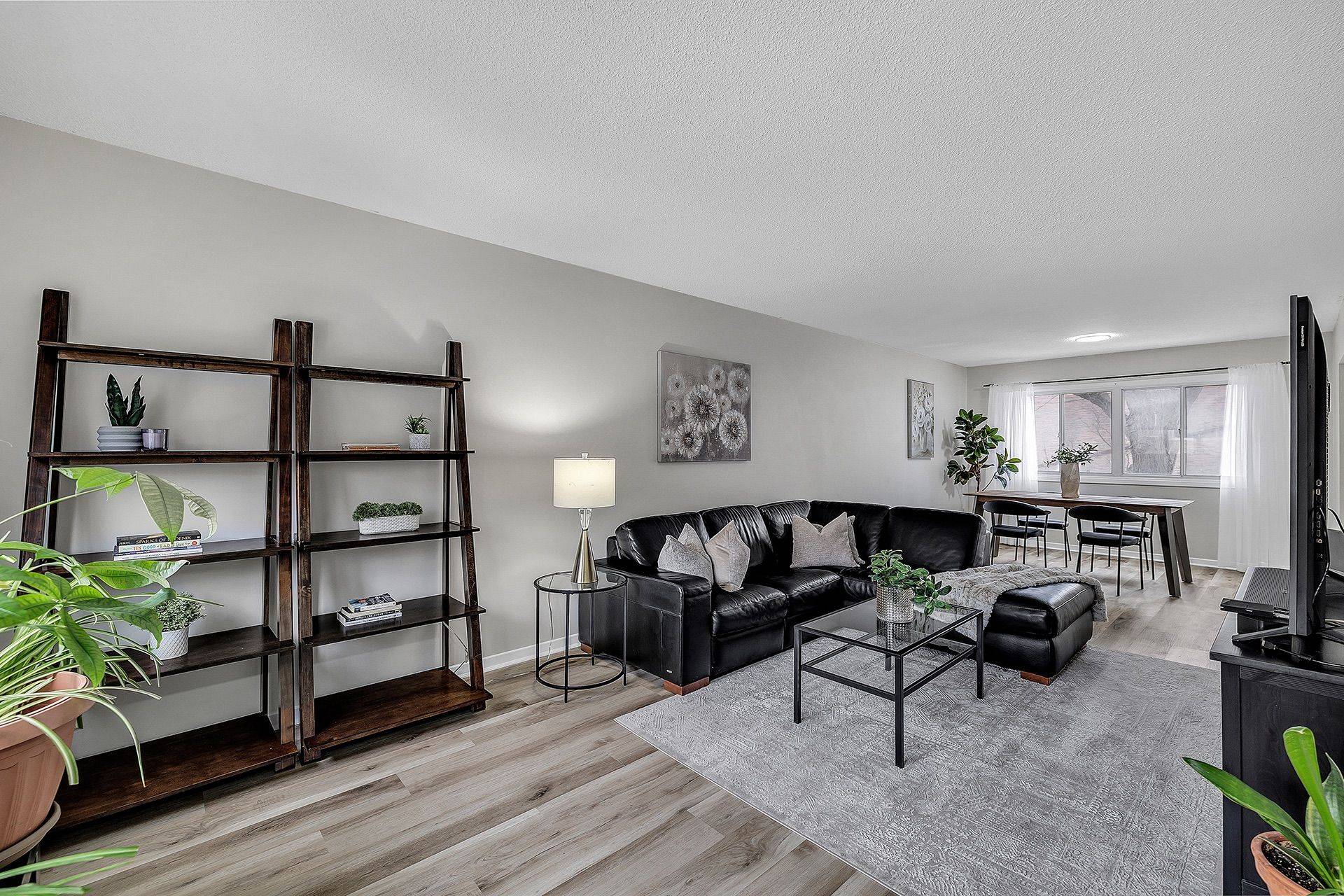 Mississauga, ON L5N 2P3,7030 Copenhagen RD #49