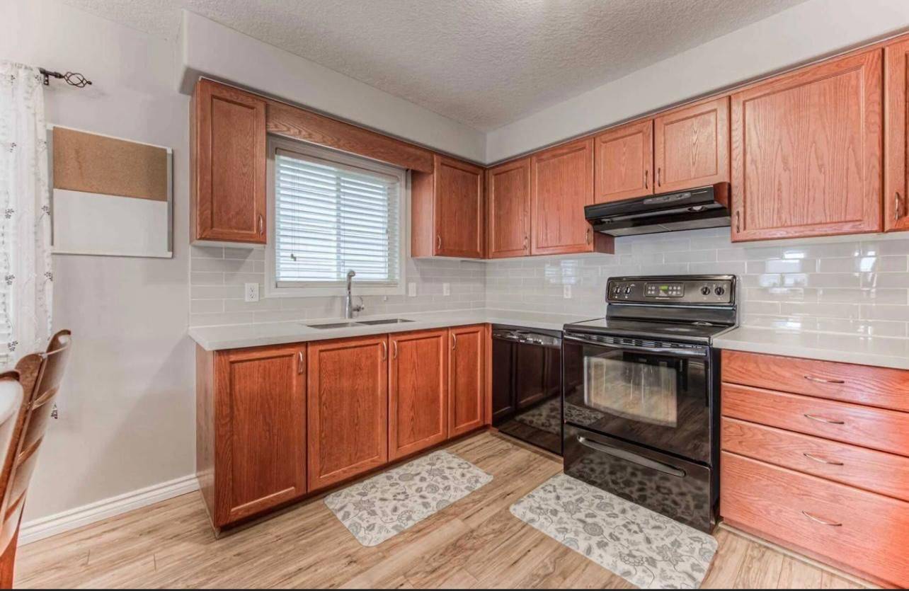 Kitchener, ON N2N 3S4,1231 Countrystone DR #Main & 2nd