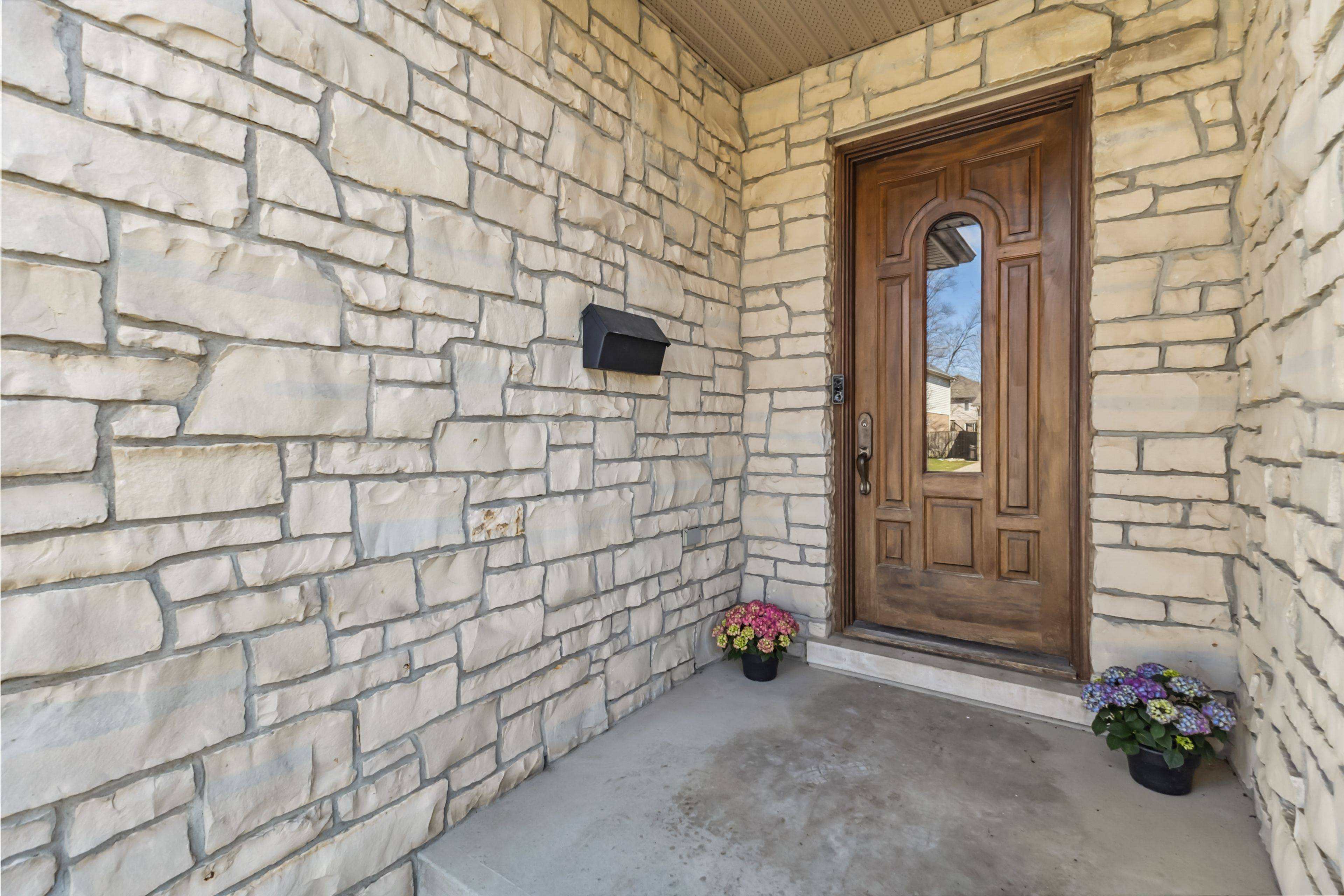 London North, ON N5X 2G1,1791 MILESTONE RD