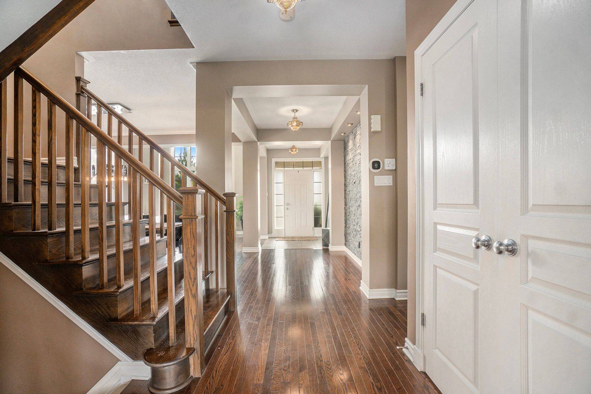 Orleans - Cumberland And Area, ON K4A 0G1,1969 Plainhill DR