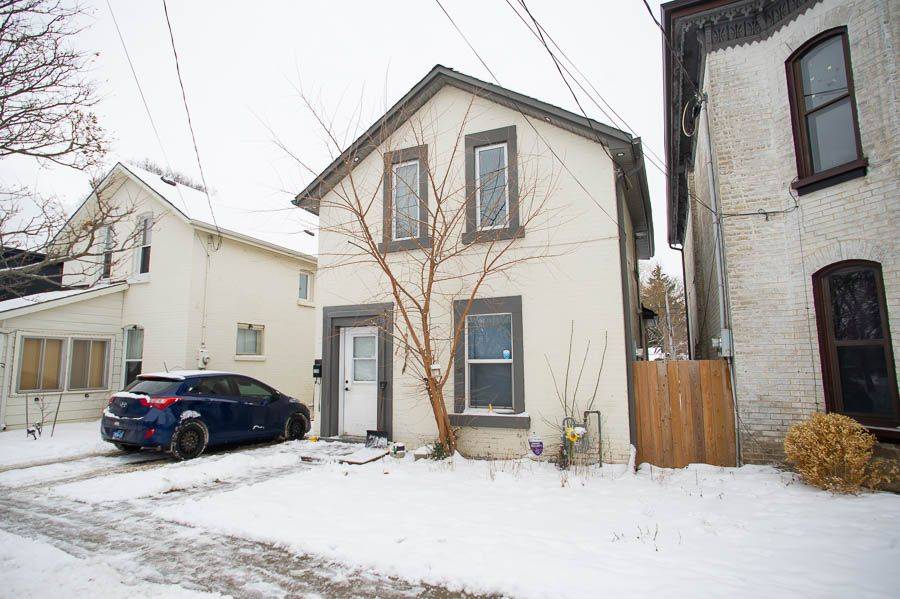 Brantford, ON N3S 5M6,129 Peel ST