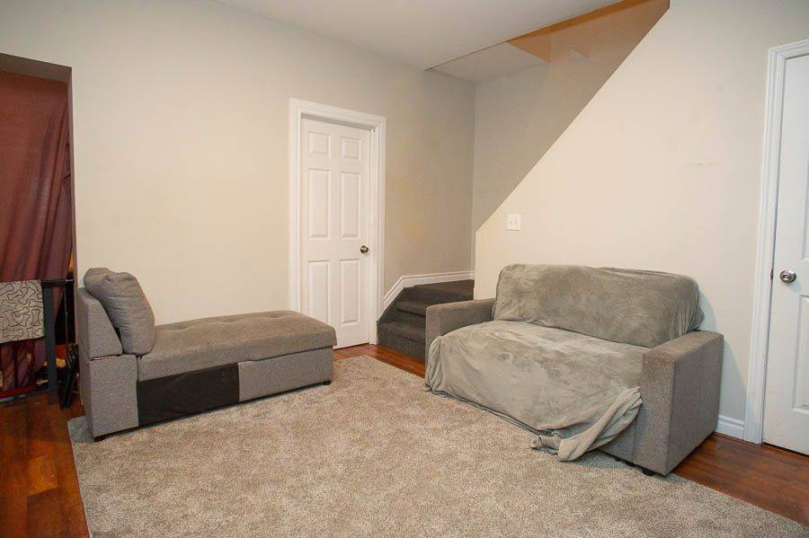 Brantford, ON N3S 5M6,129 Peel ST