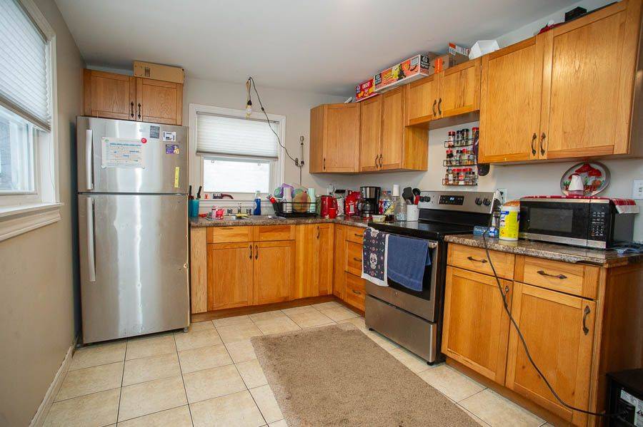 Brantford, ON N3S 5M6,129 Peel ST