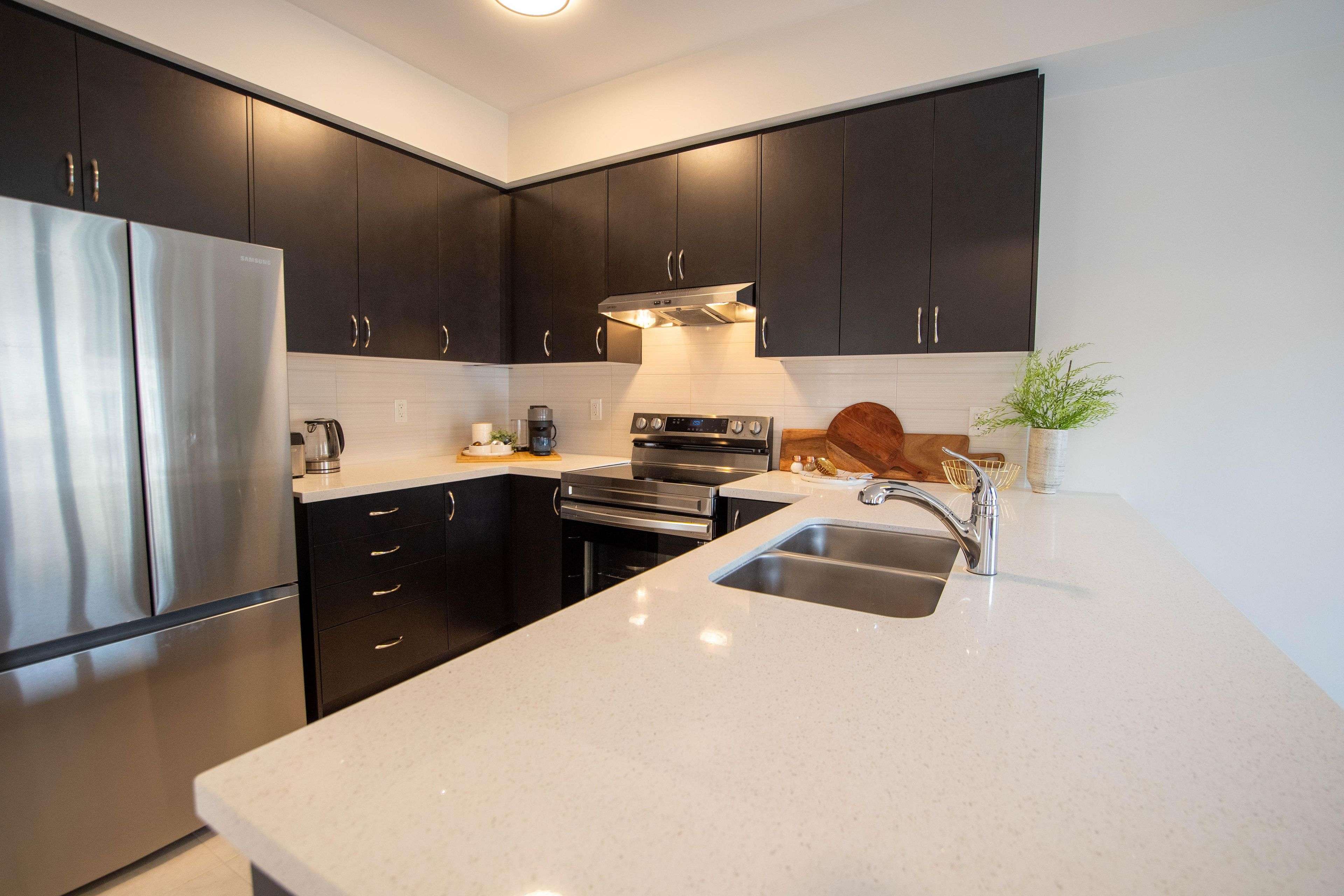 Hamilton, ON L9G 3K9,305 Garner RD W #114