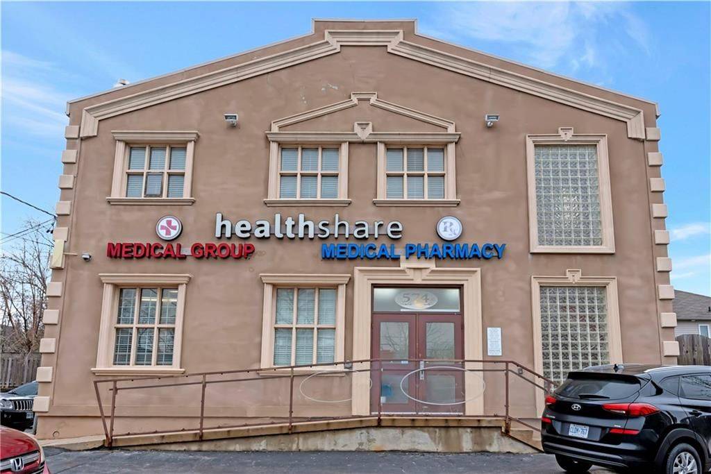 Hamilton, ON L9C 2Y6,574 Upper James ST