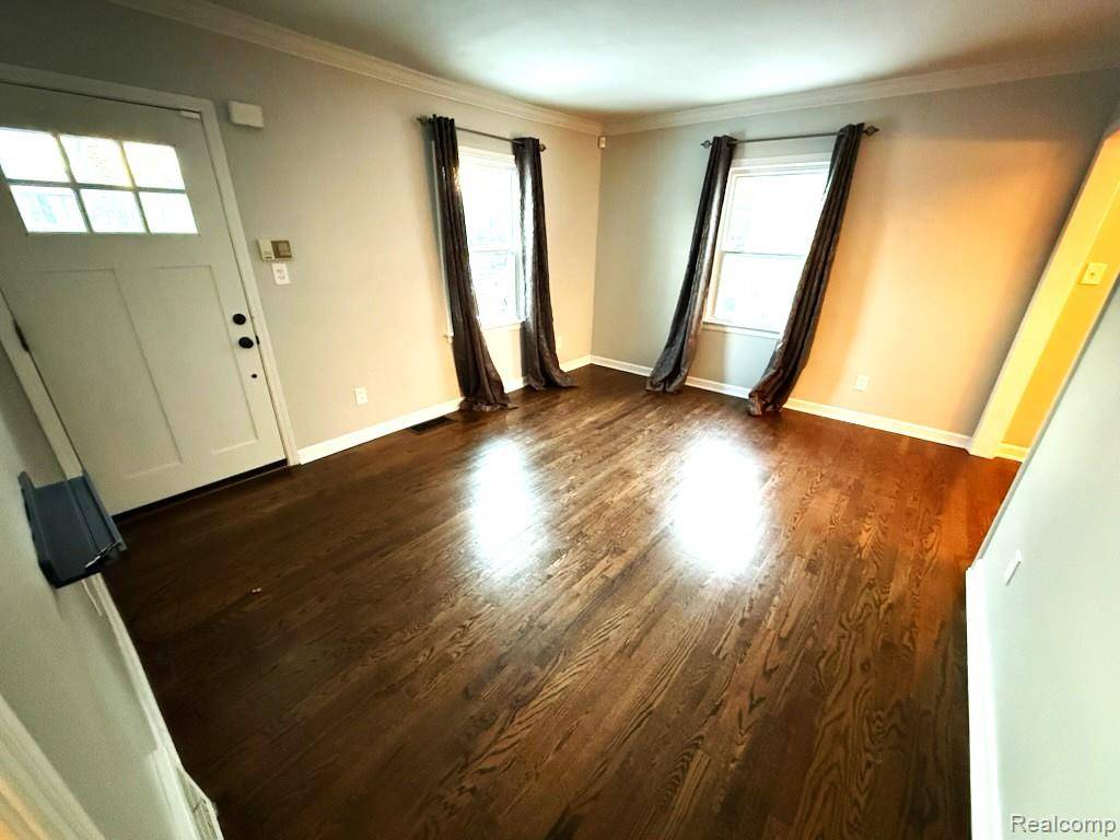 Ferndale, MI 48220,389 Channing ST