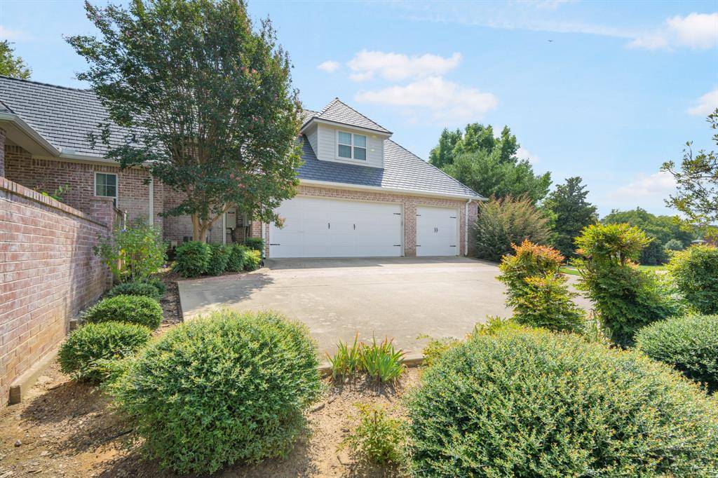 Arlington, TX 76016,2303 Panorama Court