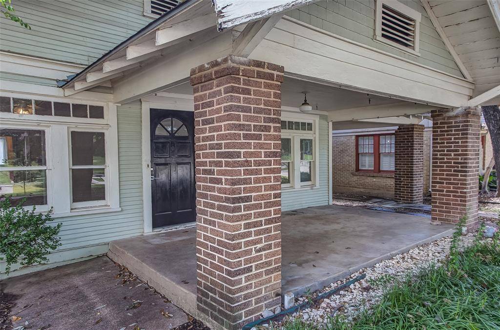 Fort Worth, TX 76107,2109 Ashland Avenue