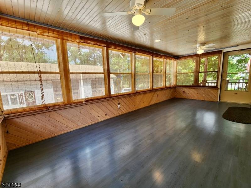 Franklin Boro, NJ 07416,585 State Rt 23