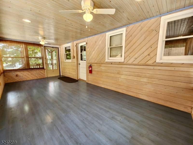 Franklin Boro, NJ 07416,585 State Rt 23