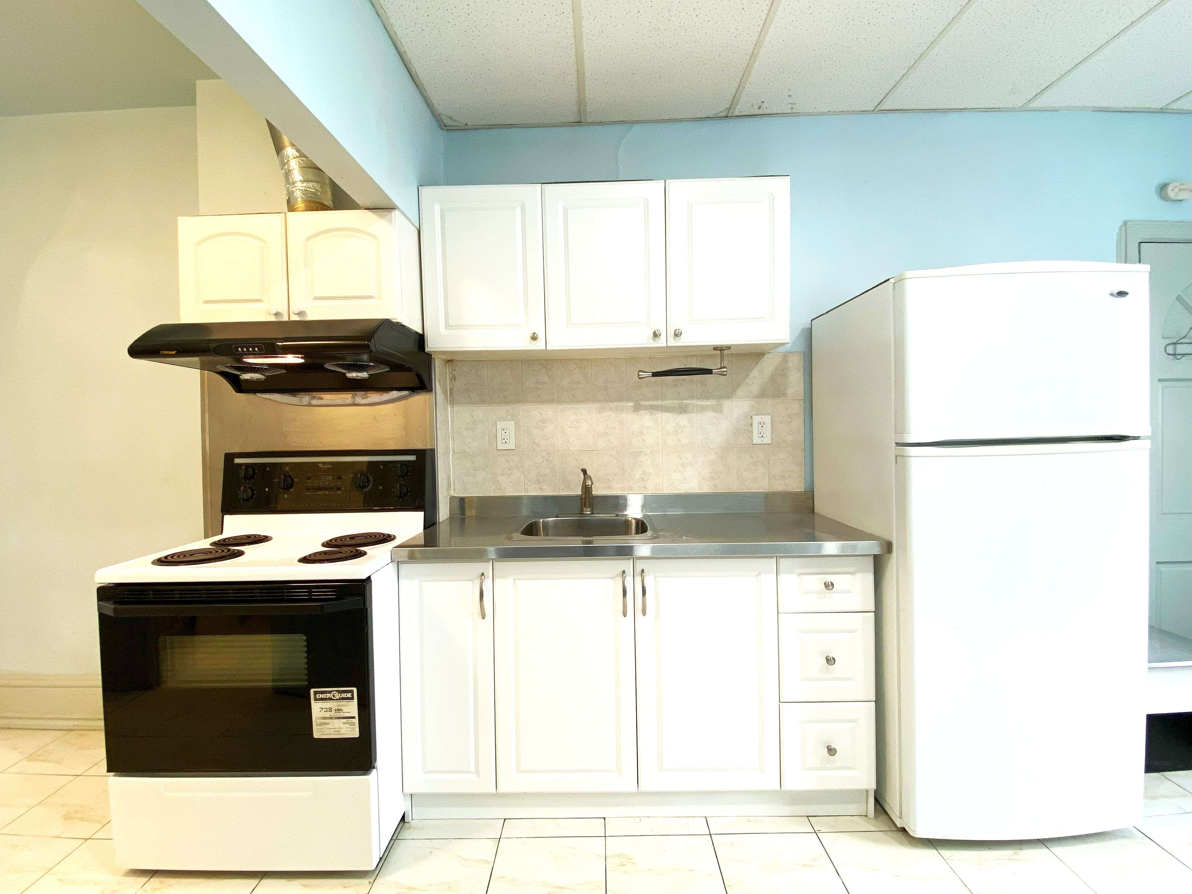 Toronto E01, ON M4M 2G8,293 Broadview AVE #Main Floor