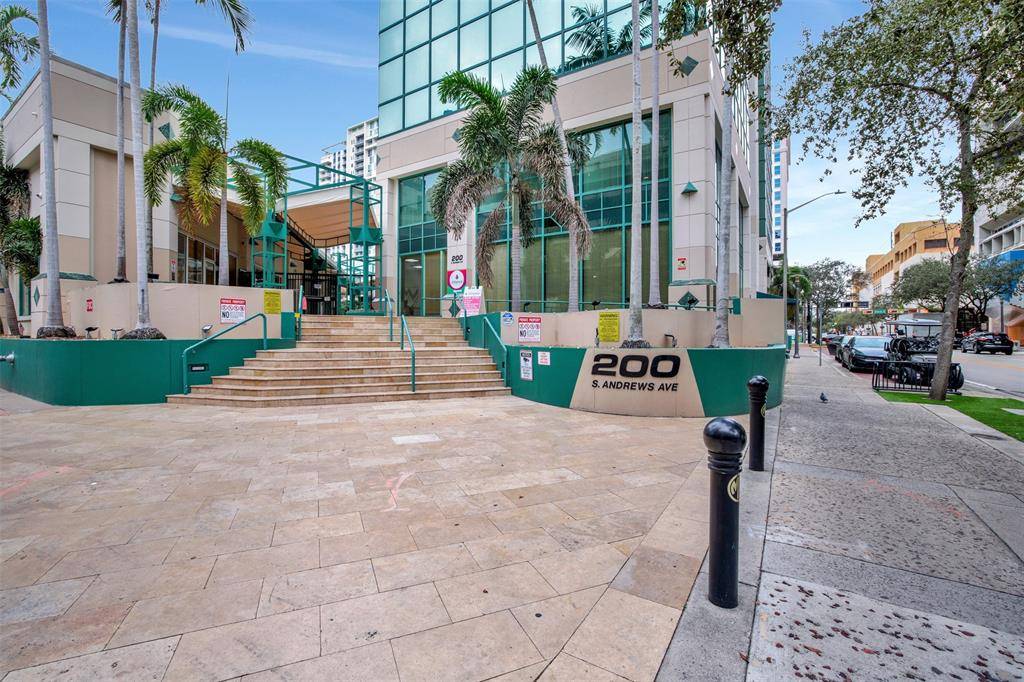 Fort Lauderdale, FL 33301,200 S Andrews Ave #201
