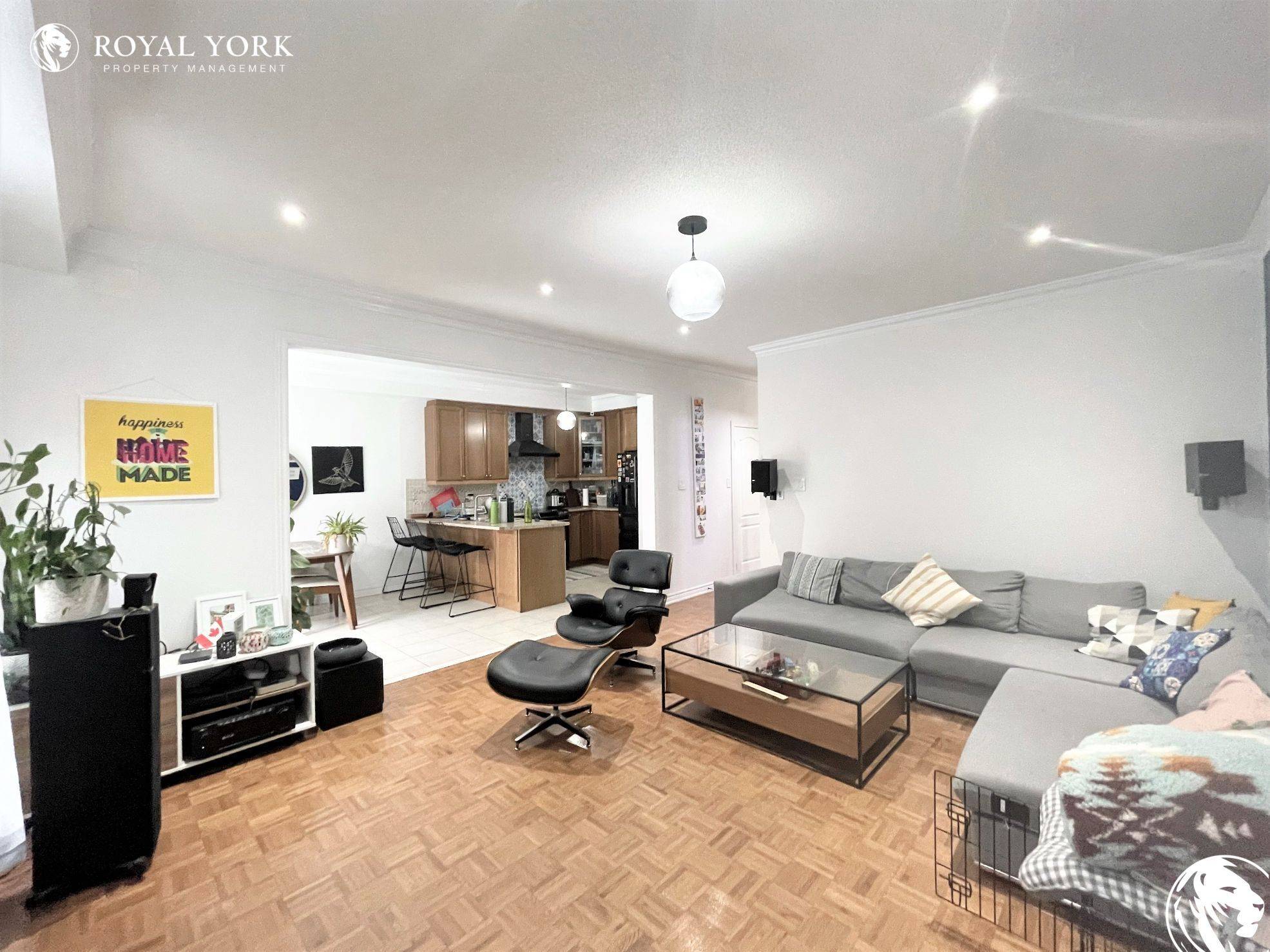 Brampton, ON L6R 0K6,21 Hibiscus CT