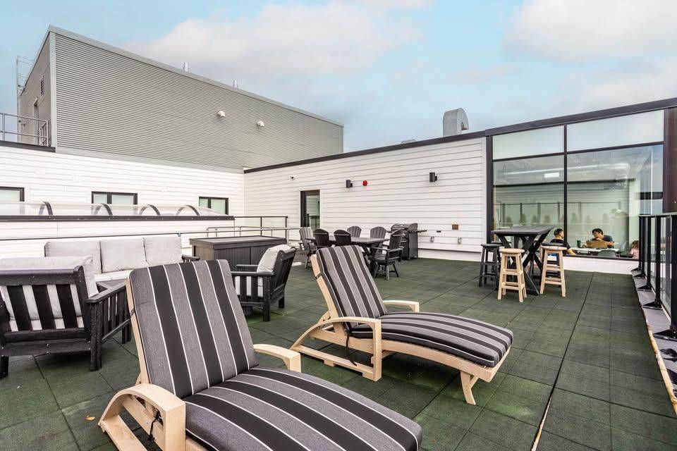 South Huron, ON N0M 1S3,228 Mcconnell ST #211