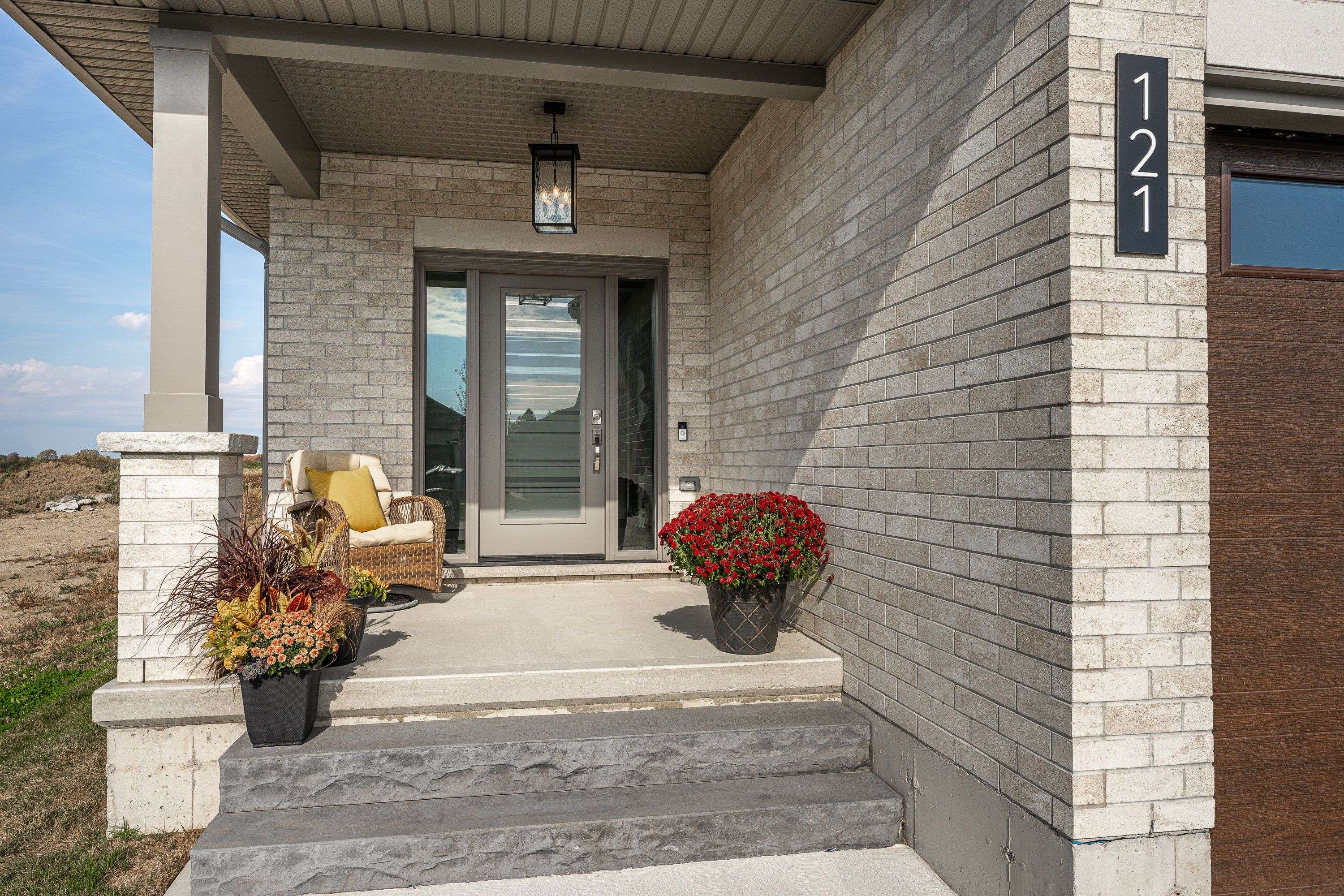 St. Marys, ON N4X 0C1,121 Glass ST